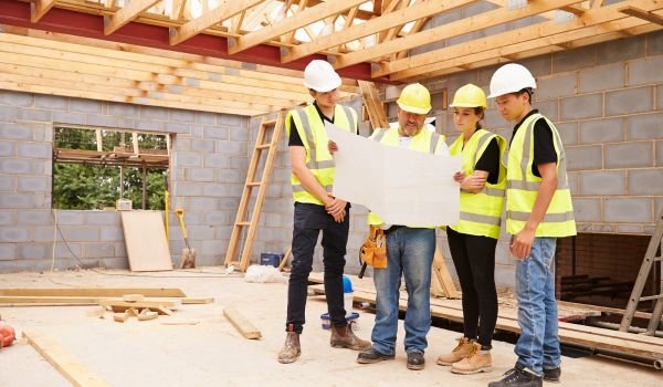 Putting Together Your Ideal Team: Selecting the Best Contractor and Architect